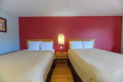 Photo 4 - THE LODGE AT THE FALLS