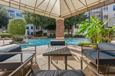 Photo 2 - Apex Executive Apartments - Lake Carolyn TX