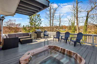 Photo 3 - Waterfront 5 Bedroom Near Bwi/annapolis/baltimore