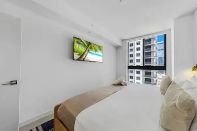 Photo 2 - Elite 1BR & Rooftop Pool in Miami