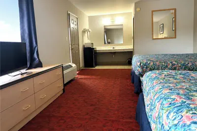 Photo 5 - Midtown Motel Burlington Near Hwy 34