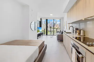 Photo 4 - 501 First Brand-New Luxury Studio & Pool