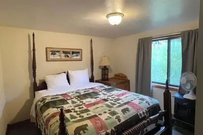 Photo 5 - Lone Pine Cabins