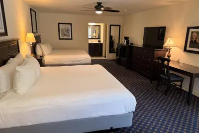 Photo 2 - Princess Anne Hotel, SureStay Collection by Best Western