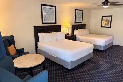 Photo 2 - The Princess Anne hotel