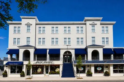 Photo 2 - The Linda Grande Hotel