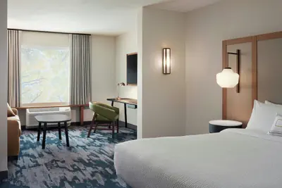 Photo 4 - Fairfield by Marriott Inn & Suites Davenport