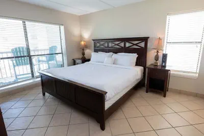 Photo 3 - Direct Beachfront 3br 3 Pools & 3 Jacuzzis 3 Bedroom Apts