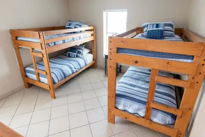 Photo 5 - Direct Beachfront 3br 3 Pools & 3 Jacuzzis 3 Bedroom Apts