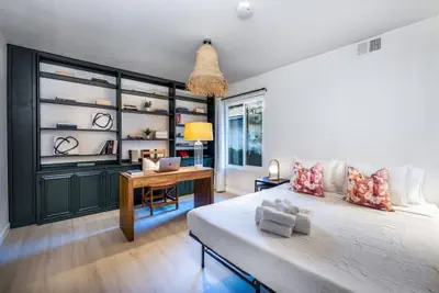 Photo 4 - @ Marbella Lane - Designer Dream Oasis Family Home