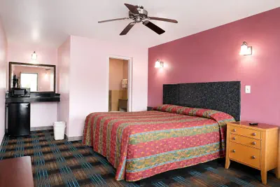 Photo 5 - CITY MOTEL RICHMOND