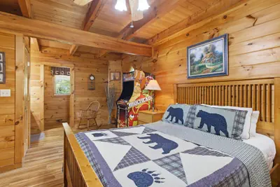 Photo 4 - Hibernation Station 2 Bedroom Cabin