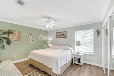 Photo 3 - Bristol Breeze - Pet Friendly 2-minute Walk to Beach Ground-floo