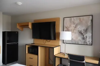Photo 4 - Studio 6 Suites