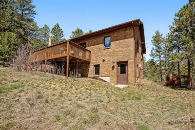 Photo 2 - Dog-friendly, Mountain-view Home With Deck & Grill