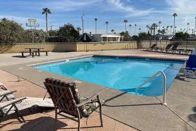 Photo 5 - Budgetel Inn & Suites
