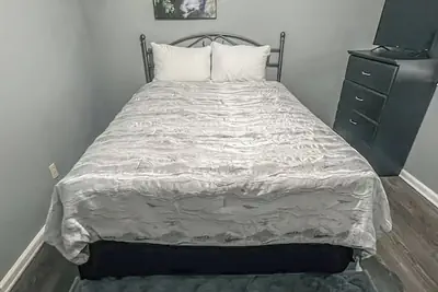 Photo 4 - Sweet Spot - Entire Home