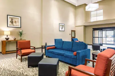 Photo 4 - Comfort Suites
