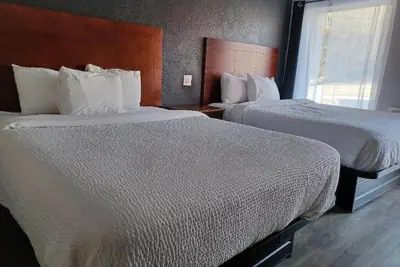 Photo 5 - Mountain Inn