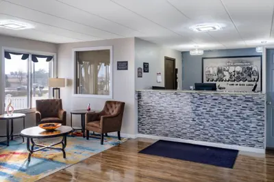 Photo 2 - Coratel Inn & Suites by Jasper Owatonna