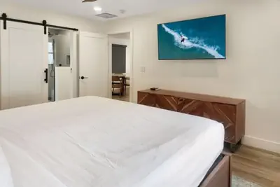 Photo 3 - Beach House Inn
