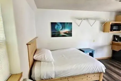 Photo 2 - Northern Lights Lodge