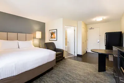 Photo 4 - Blue Way Inn & Suites Extended Stay Bloomington Airport - Minneapolis