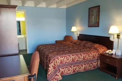 Photo 4 - Scottish Inns Morristown