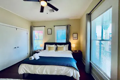 Photo 5 - Adorable In Aqua Cottage