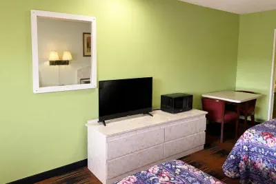 Photo 4 - Seminole Inn