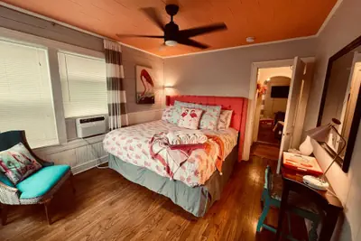 Photo 3 - Cozy Coastal Getaway
