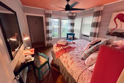 Photo 4 - Cozy Coastal Getaway
