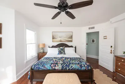 Photo 4 - The Parrish Grove Inn