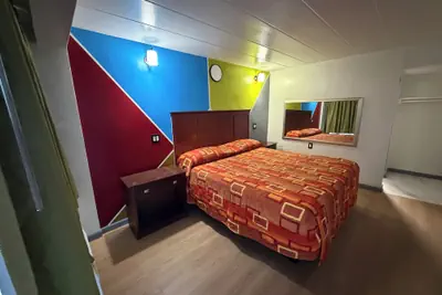 Photo 3 - Riviera motel
