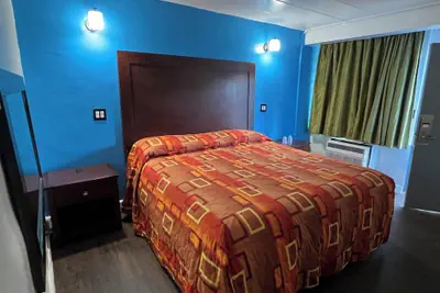 Photo 4 - Riviera motel