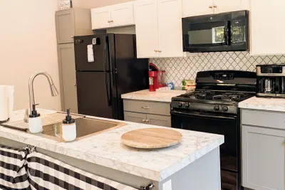 Photo 5 - Riverview Ellsworth Apartment
