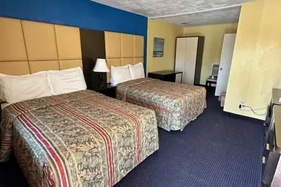 Photo 2 - WELCOME INN