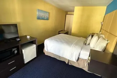 Photo 5 - WELCOME INN