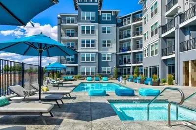 Photo 2 - Sparks Marina 2BR Mountain Views Pool Hot Tub