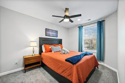 Photo 4 - Main Street Manor - Spacious Home Near Dining