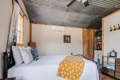 Photo 5 - Hill Country Cabin 2
