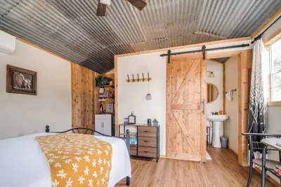 Photo 4 - Hill Country Cabin 2