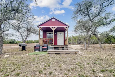 Photo 2 - Hill Country Cabin 3