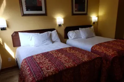 Photo 4 - Providencia Motel