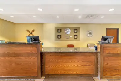 Photo 2 - Legend Hotel Minot