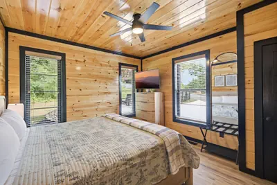 Photo 3 - Come Back Cabin 3 Bedroom Cabin