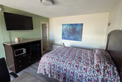Photo 5 - Flamingo Motel