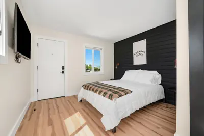 Photo 4 - Central Block Motel