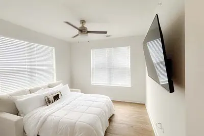 Photo 2 - View Prime Location Min To Pkwy, Dollywood, More 3 Bedroom Condo