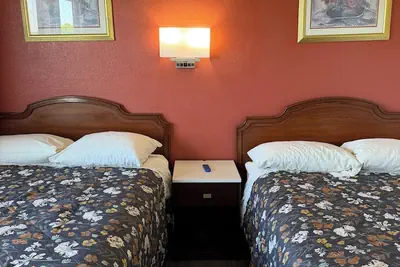 Photo 4 - Travel Inn